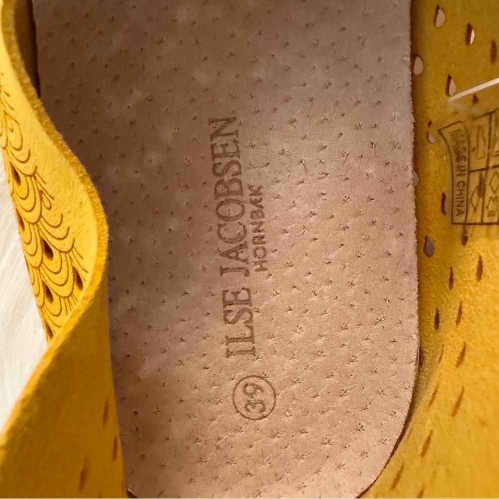 Women Ilsa Jacobsen Perforated Tulip Slip On Sz 8 Marigold View 4